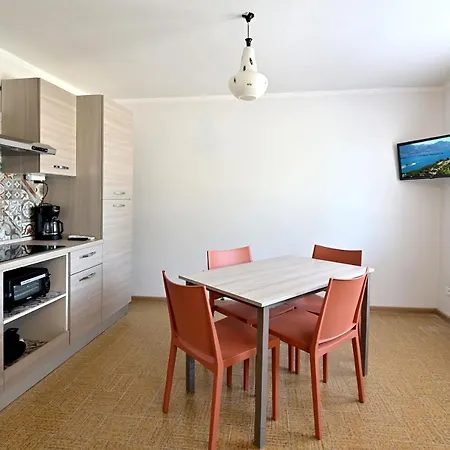 Apartment La Grolla