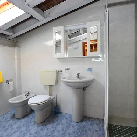 Apartment La Grolla Manerba del Garda